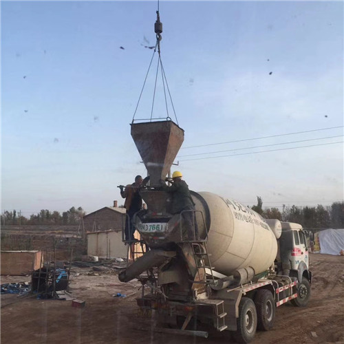 文成县“精准瞄准”—— 吊车的 “定位导航” 技术